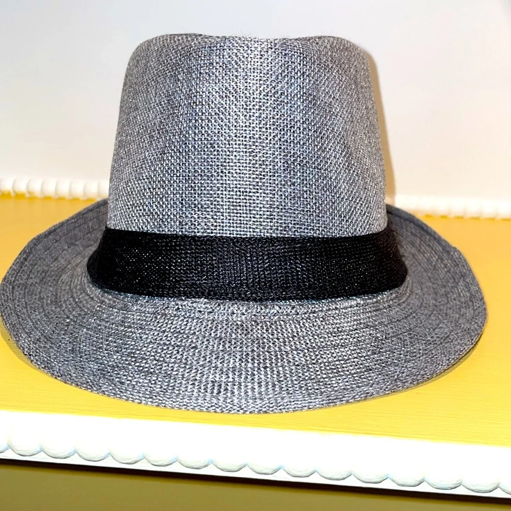 Grey & black hat - Picture 2 of 7